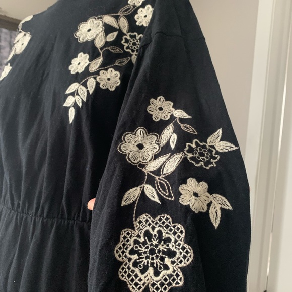 Embroidered LBD - Picture 3 of 5